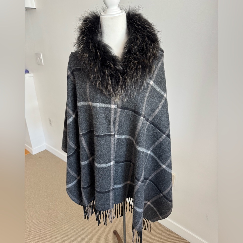 Linda Richards Luxury cape